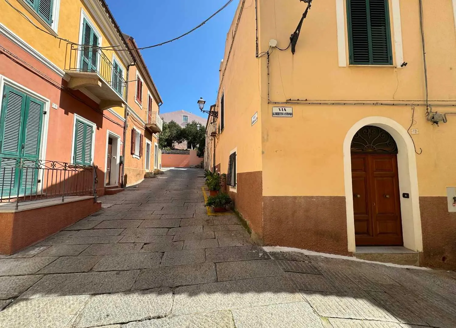 Residenza Alibertini Daire La Maddalena  İtalya